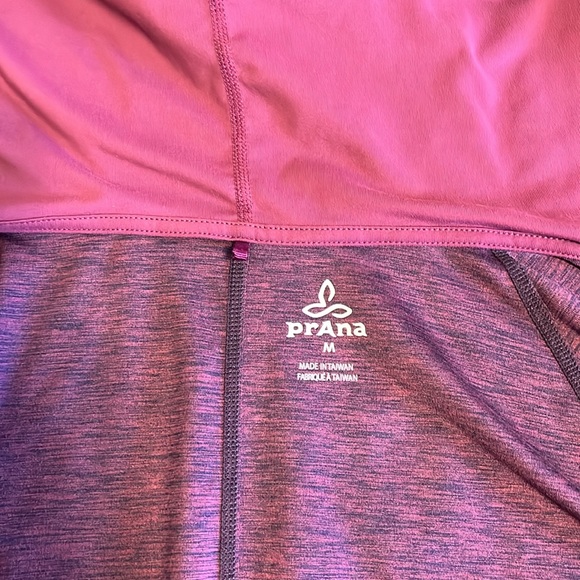 Prana lightweight jacket with hood, scuba cut, heathered maroon, ruched, M - Picture 10 of 11